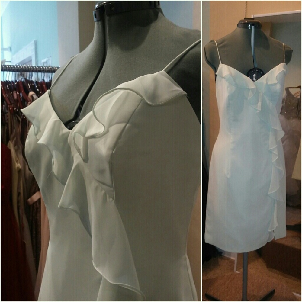 NEW Short mint dress